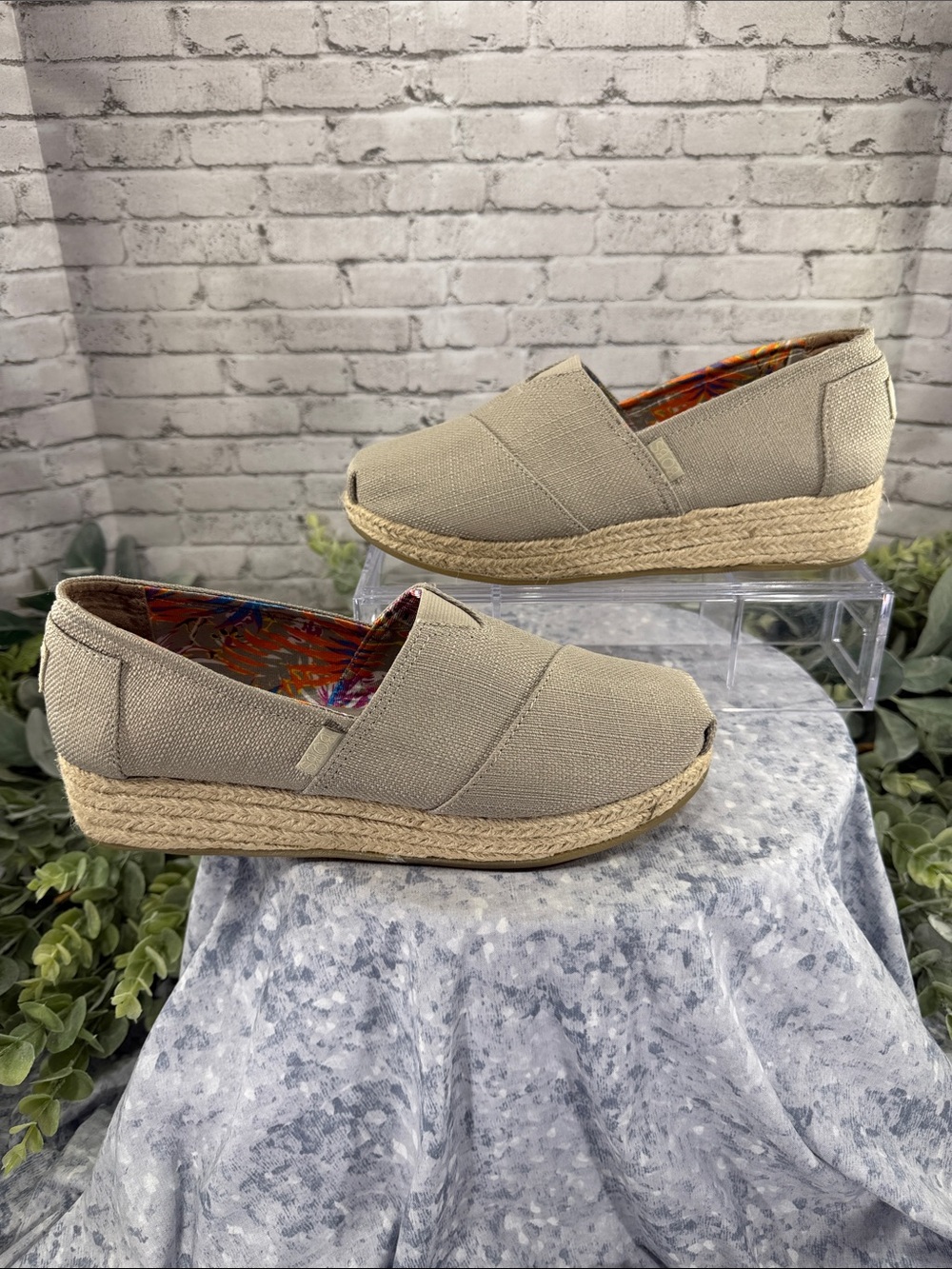 BOBS / SKECHERS “High Jinx” Taupe Slip-on Espadrille Wedges WMS 9M 💛 EUC - Picture 4 of 11